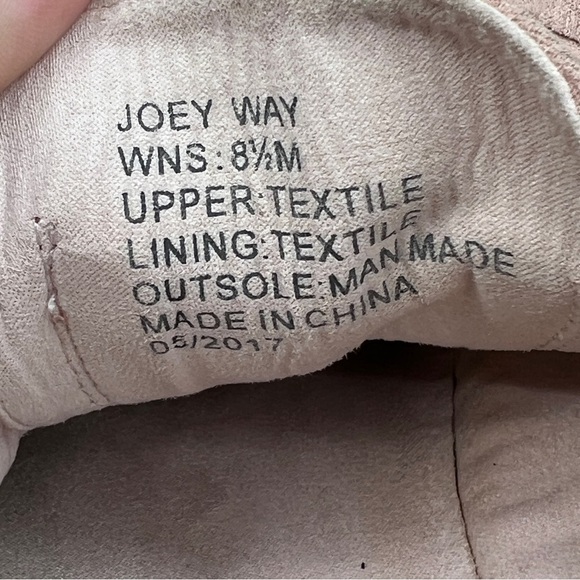 Kenneth Cole Reaction Blush Suede Bow Fashion Sneakers Size 8 1/2 Women’s - Picture 4 of 10